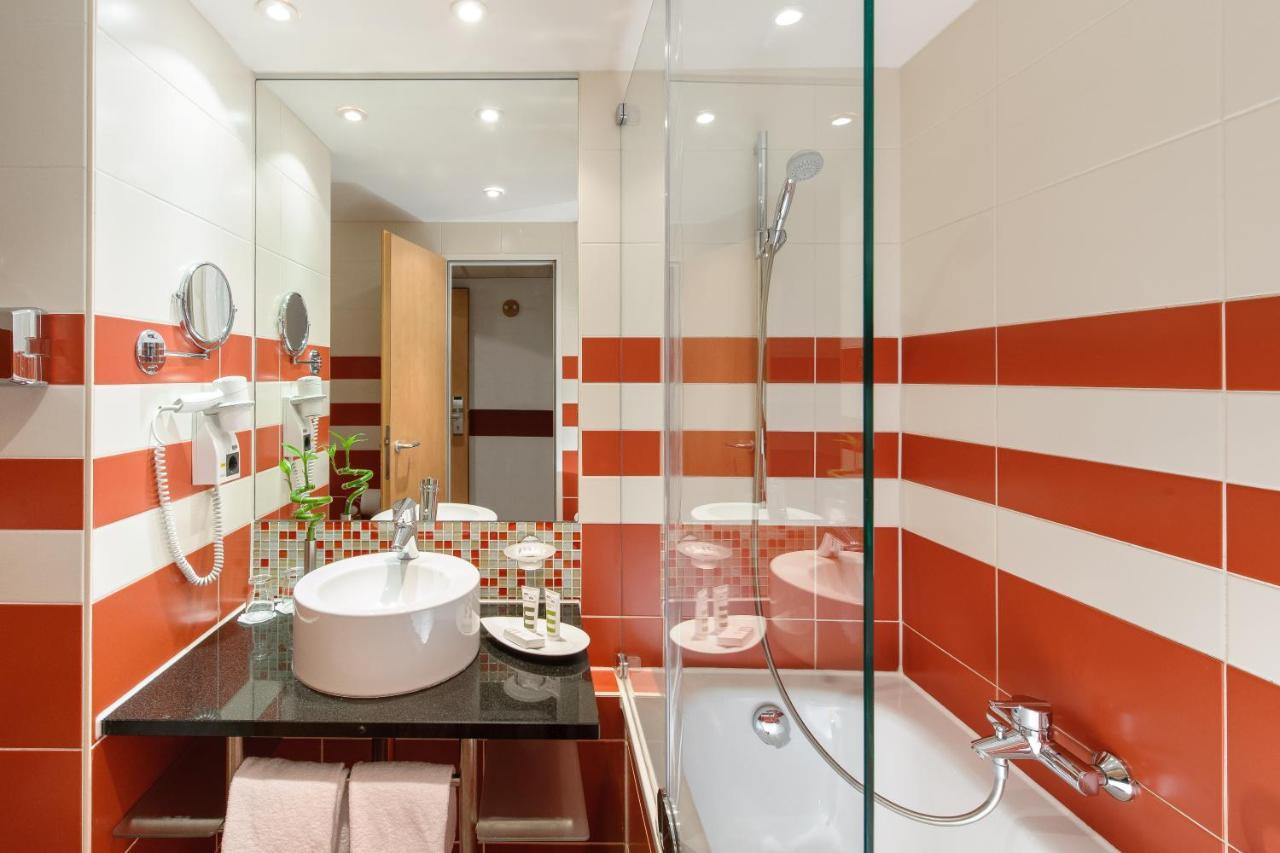 Hotel Mercure München-schwabing 3*